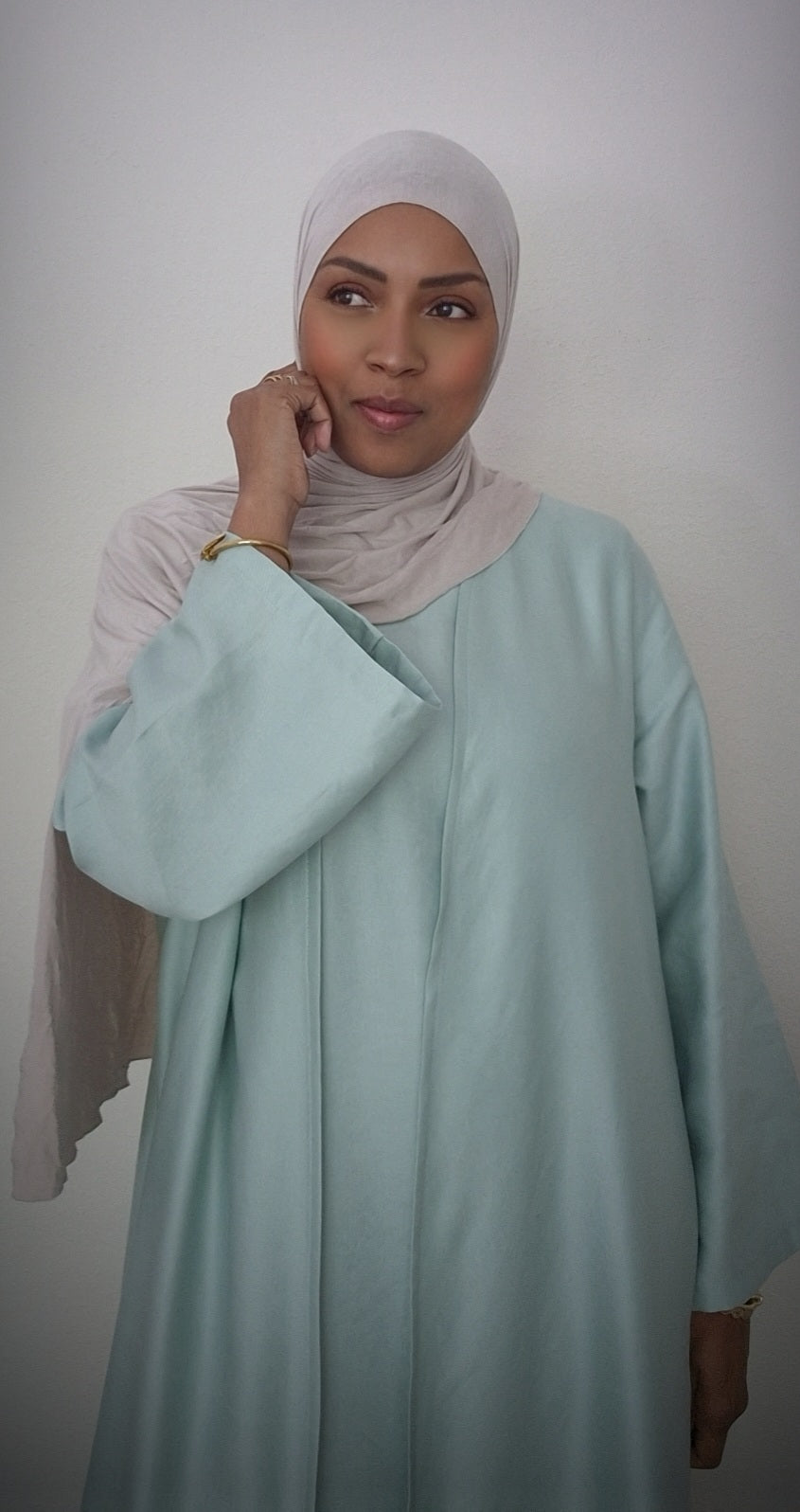 The Elegant Aqua Set