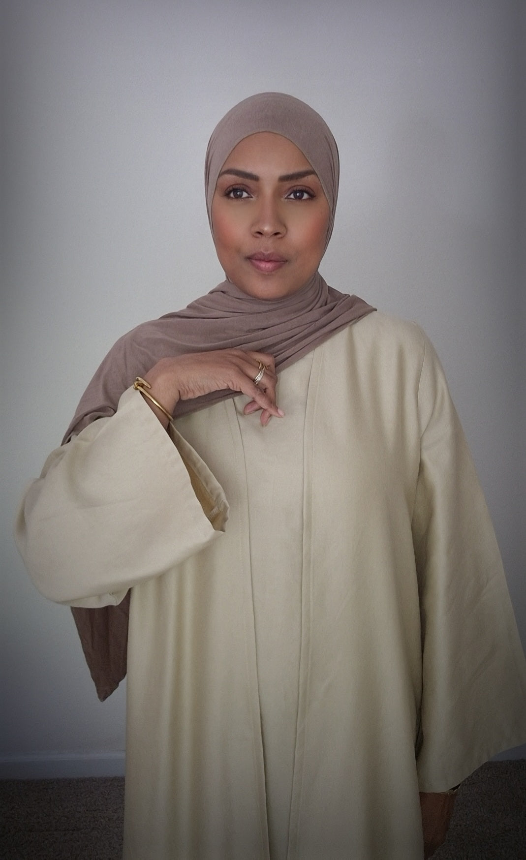 The Elegant Vanilla Abaya